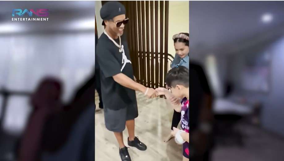 Rafathar bertemu Ronaldinho