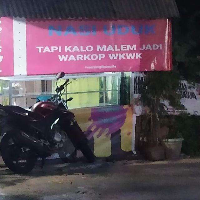 Tulisan Nyeleneh di Warung Makan