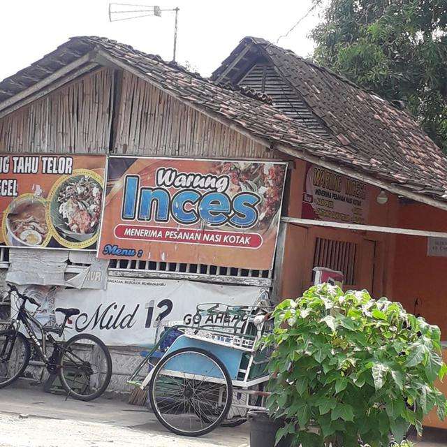 Tulisan Nyeleneh di Warung Makan