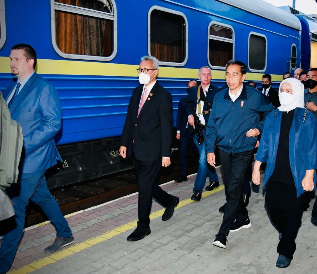 Kereta luar biasa Ukraina yang antar Jokowi ke Kiev