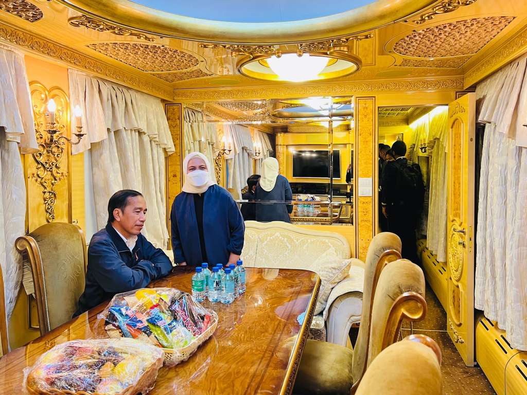 Kereta luar biasa Ukraina yang antar Jokowi ke Kiev
