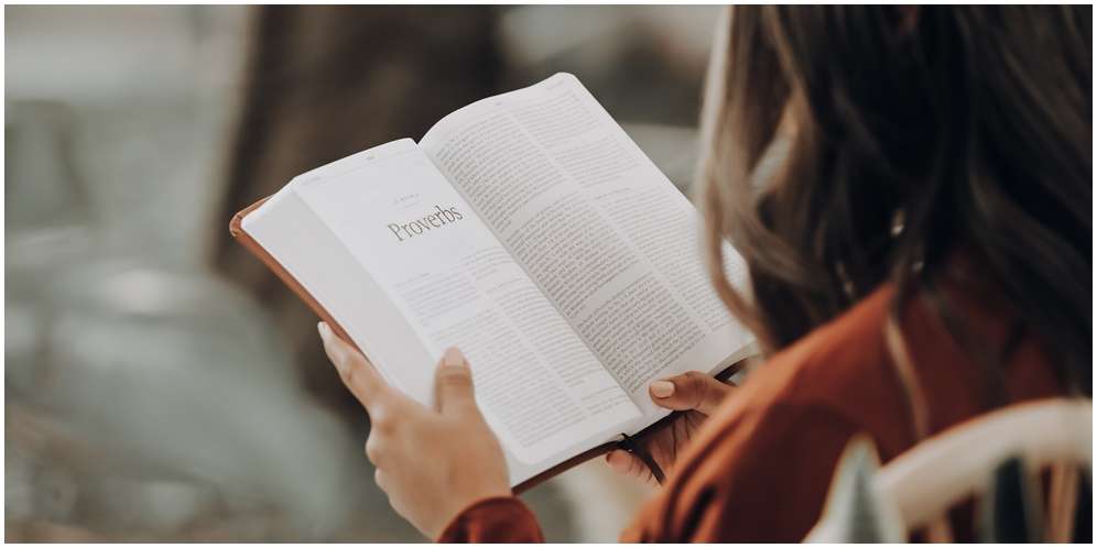 Buku Quotes yang Menunjukkan Hebatnya Membaca Buku Buku Quotes yang Menunjukkan Hebatnya Membaca Buku