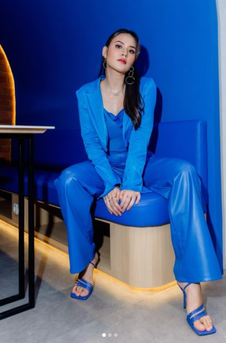 Outfit Raisa Andriana