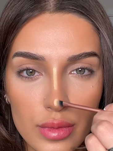 Memakai Concealer