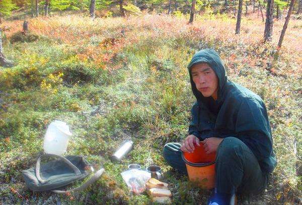Ajaib pria selamat dari kecelakaan pesawat mengerikan di Siberia.