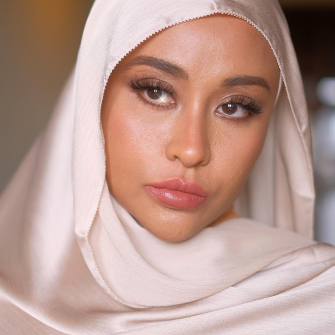Gaya Makeup Chea Nuh