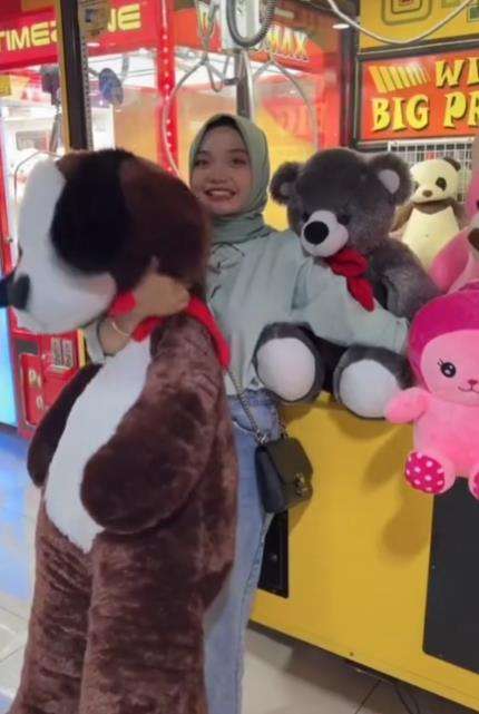 Borong boneka Timezone.