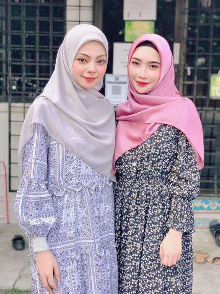 Kisah perjalanan hijrah Nur Elisa, gadis keturunan Suku Dayak.