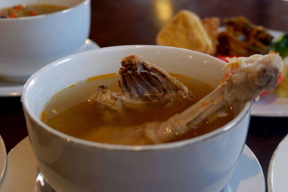 Ayam Kesrut