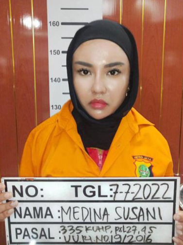 Medina Zein Resmi Ditahan