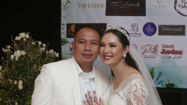 Vicky Prasetyo dan Kalina Oktarani