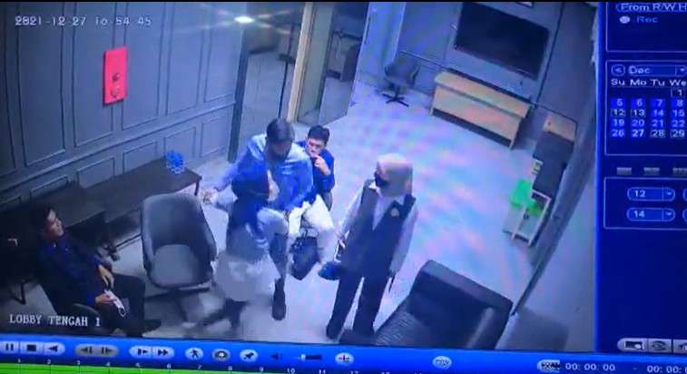 video Medina dan Icha berantem
