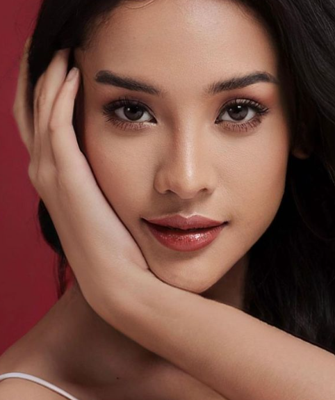 Gaya Makeup Anya Geraldine