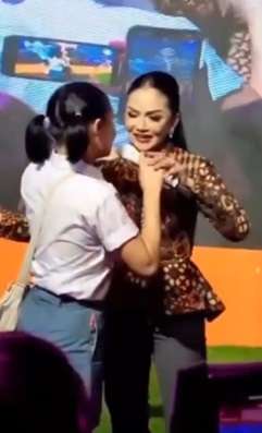 yuni shara