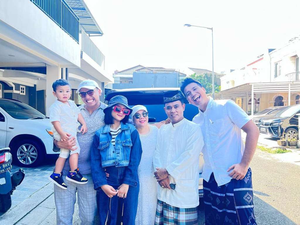 Keluarga Faisal ayah mendiang Bibi Andriansyah