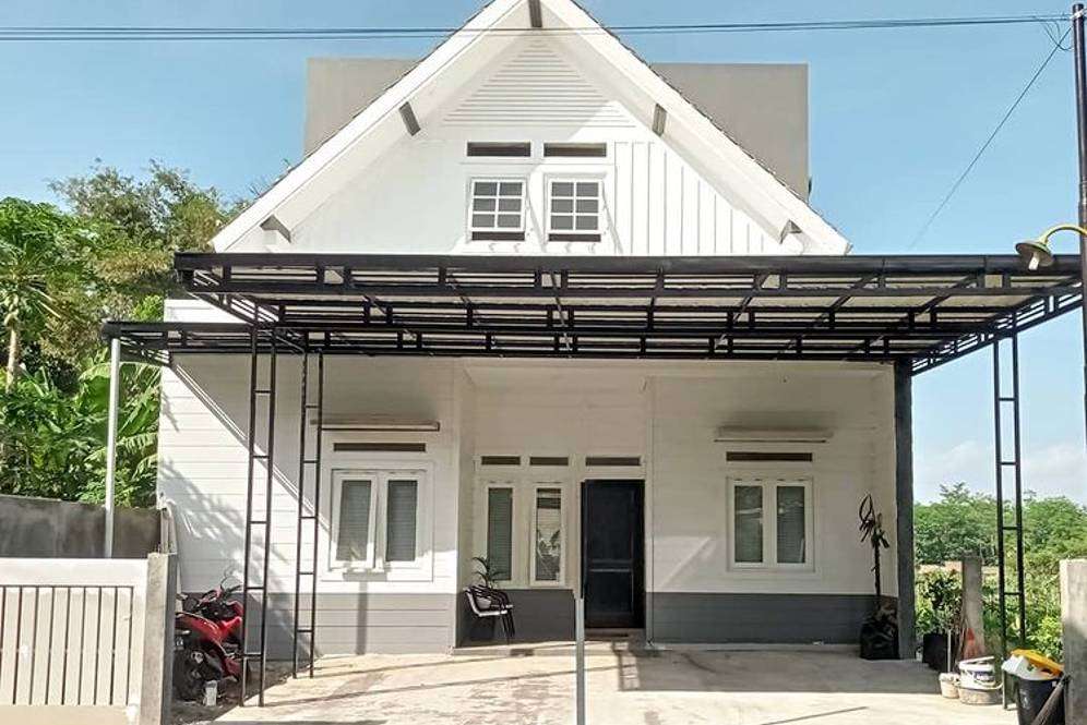 Rumah mepet sawah