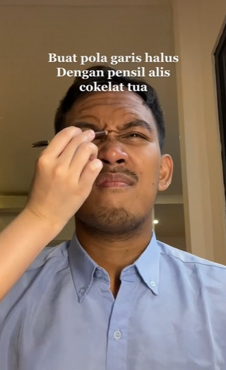 Riasan Agar Terlihat Lebih Tua