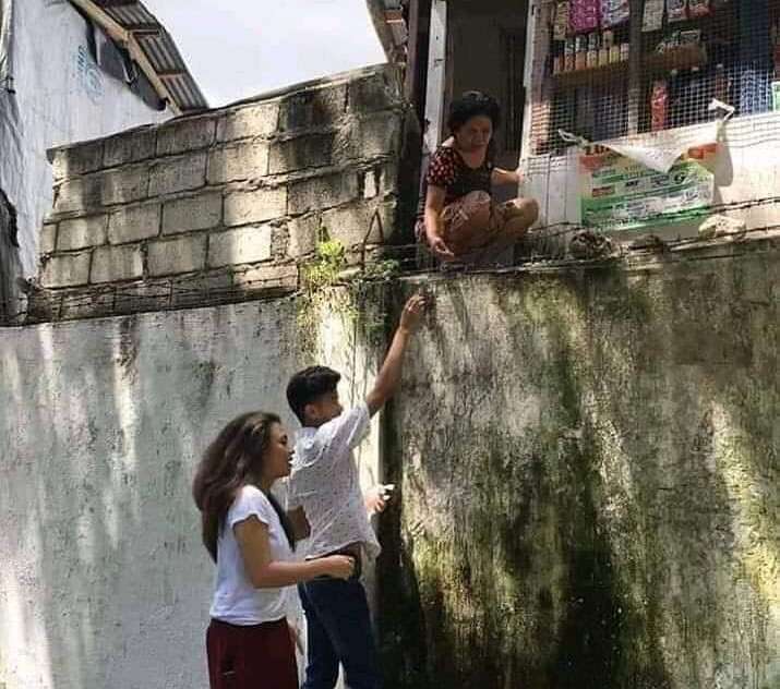 11 Potret Warung Nyeleneh.
