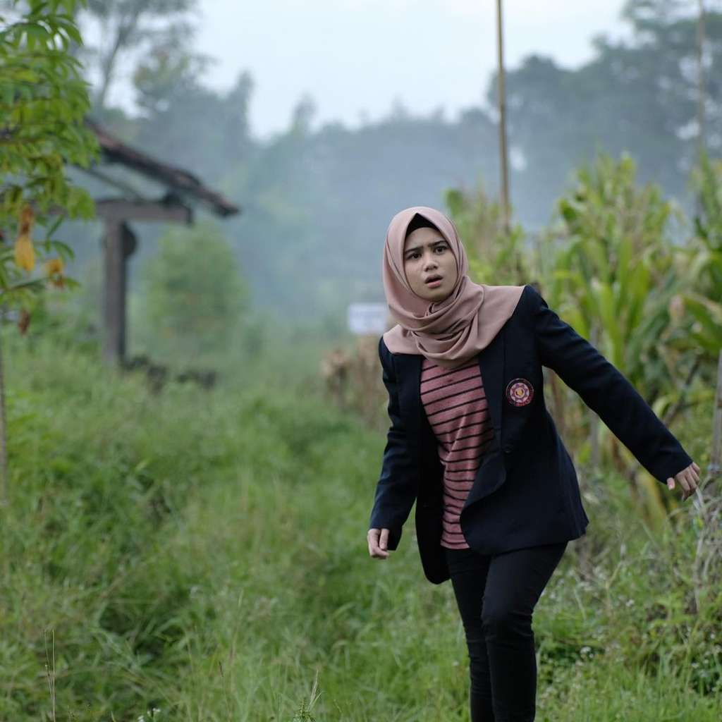 Tissa Biani saat perankan Nur di KKN di Desa Penari