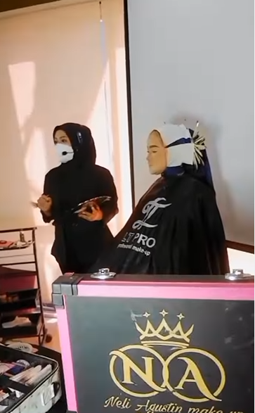 Kisah Haru MUA