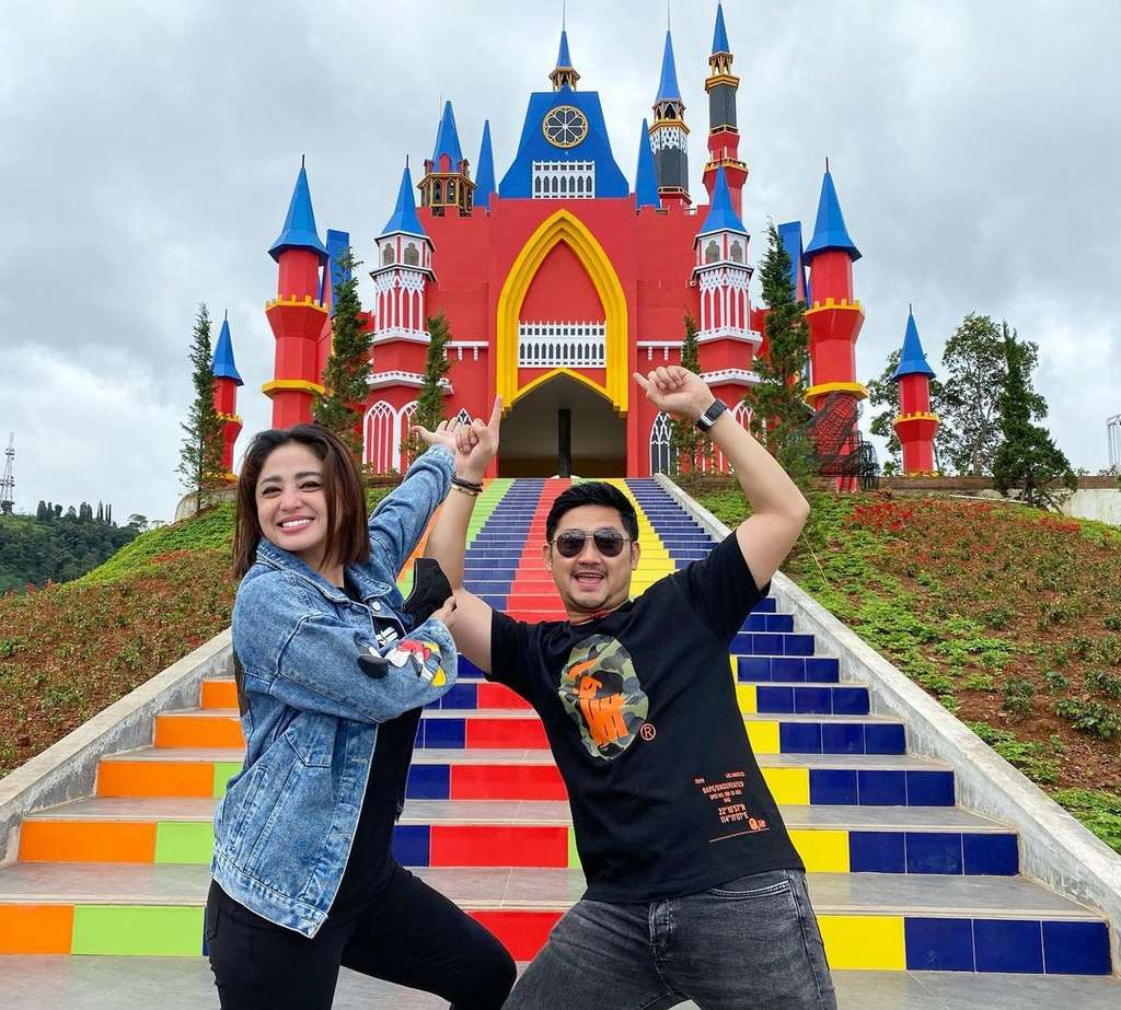 Angga Wijaya dan Dewi Perssik