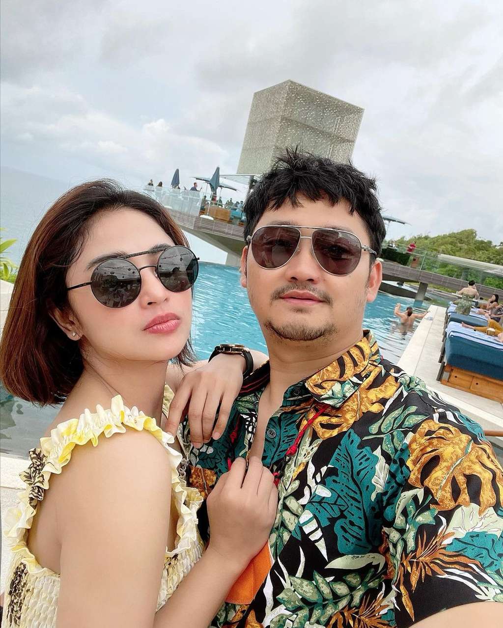 Angga Wijaya dan Dewi Perssik