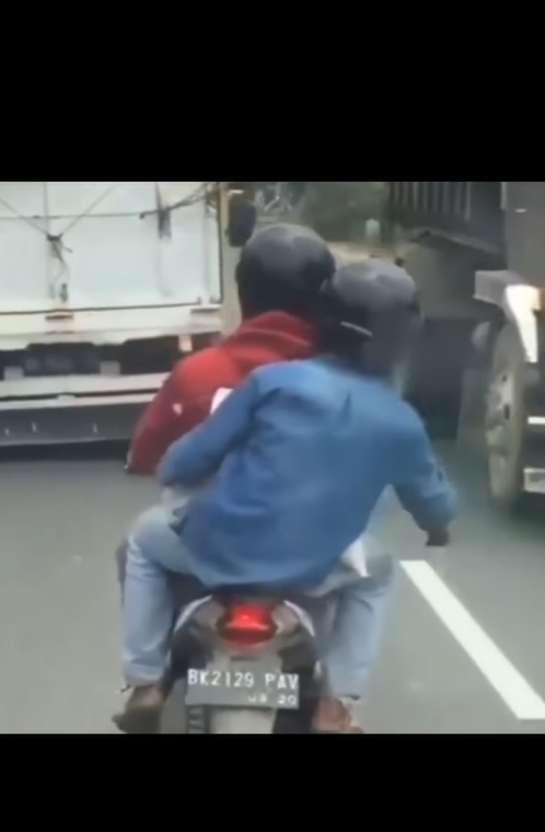 aksi bajing loncat