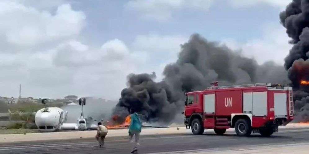 Ngeri, Pesawat Somalia Terbalik dan Terbakar Saat Mendarat Darurat