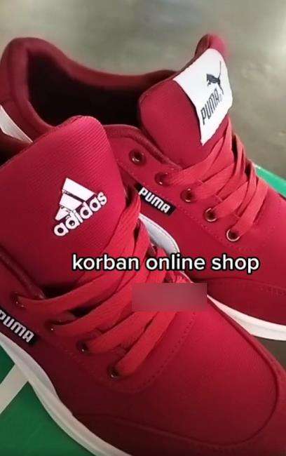 Beli sepatu tampak sama tapi merek beda.