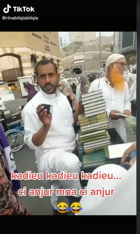 Viral Penjual Alquran di Mekah Fasih Bahasa Sunda, Warganet: yang Punya Vila di Cianjur