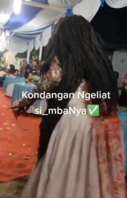 Penampakan seram di acara kondangan pernikahan.