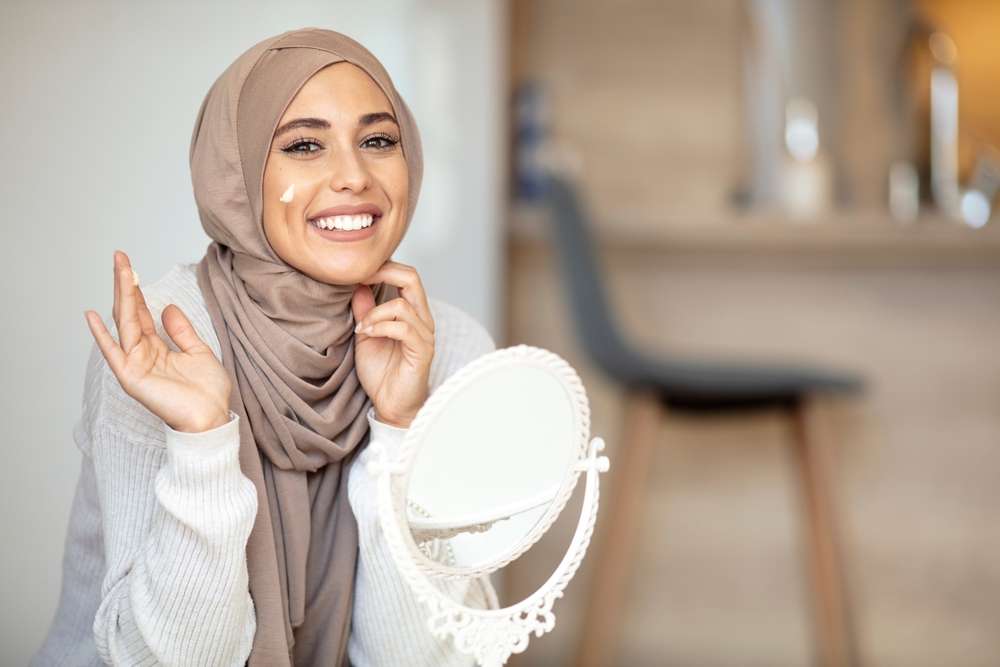 Memakai Skincare