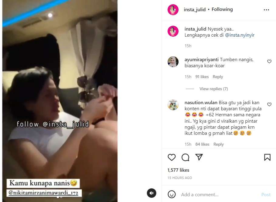 video Nikita Mirzani nangis di dalam mobil