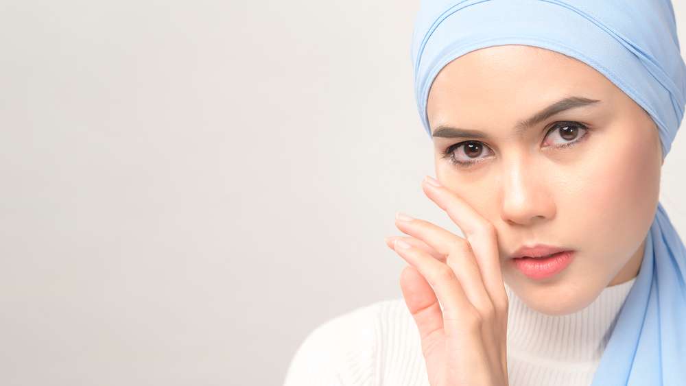 Memakai Skincare