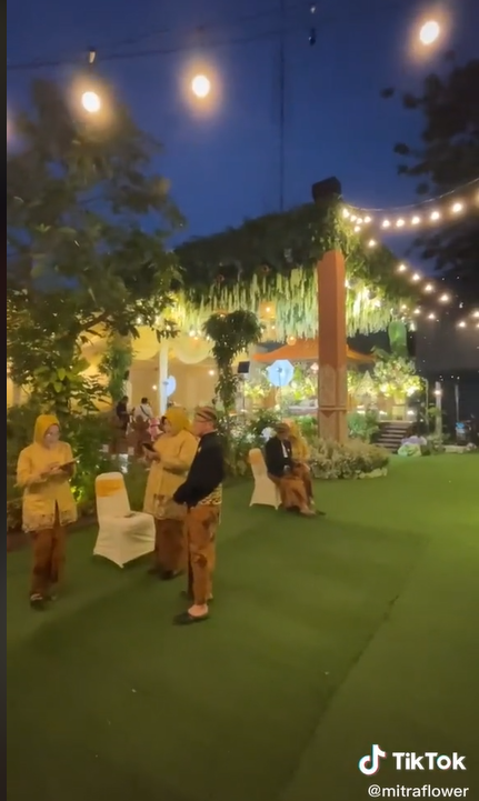 Viral Pernikahan di Gang Sempit Bak di Gedung Mewah, Dekorasinya Bikin Takjub
