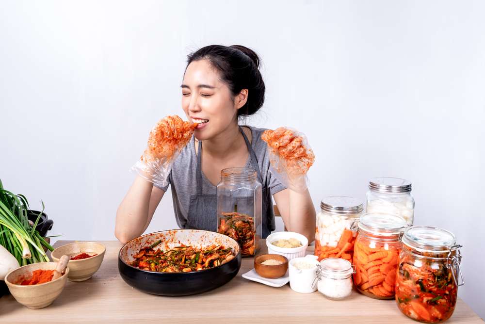 Makan Makanan Pedas