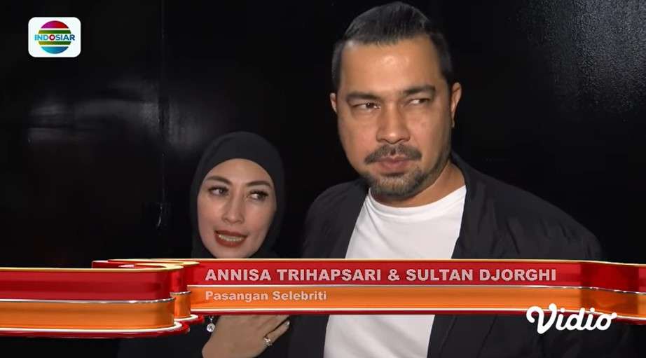 Annisa Trihapsari dan suaminya Sultan Djorghi