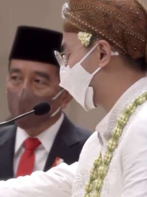 Prosesi akad nikah putra bungsu Sri Mulyani.
