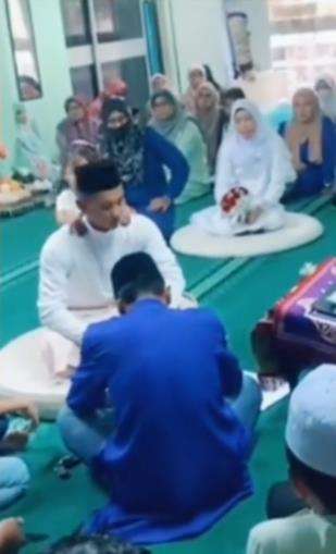 Ulah bocil yang meresahkan di momen akad nikah.