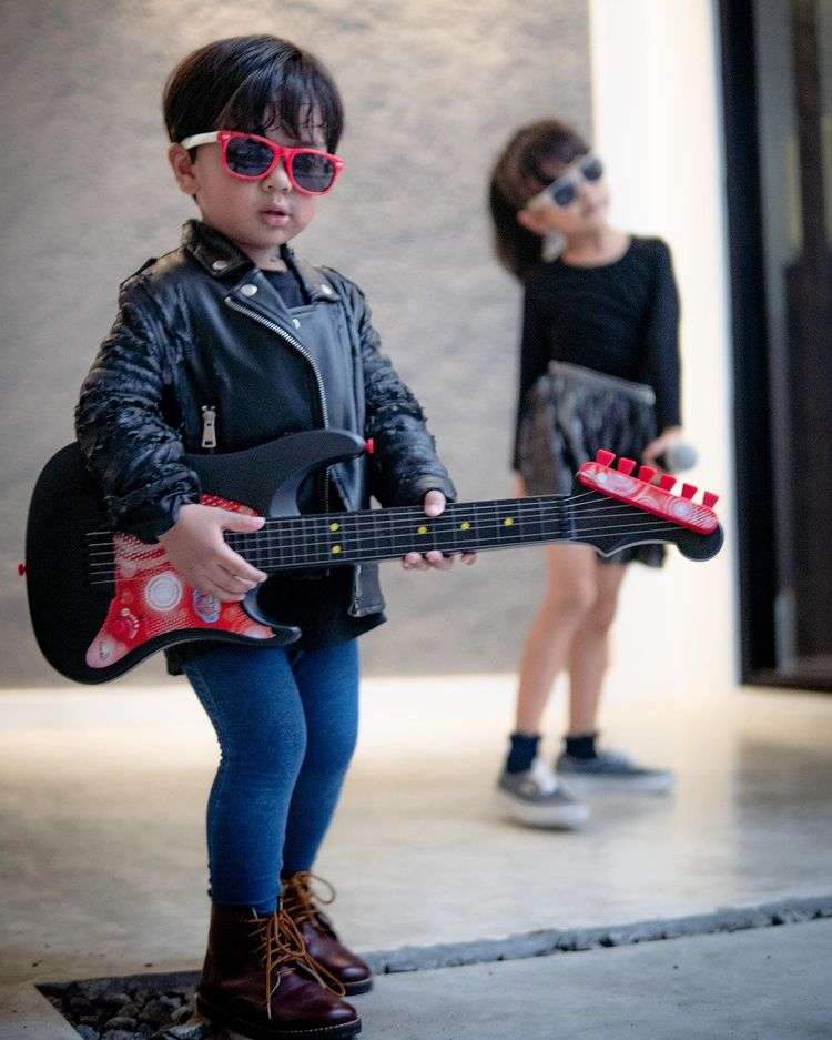 Dua anak Tanri Kotak