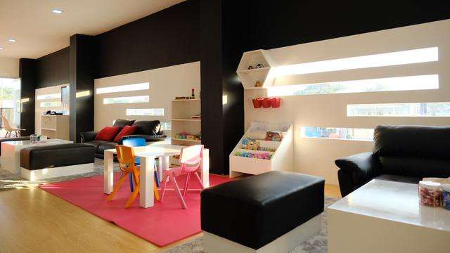 Kids-corner untuk anak-anak (MMKSI)