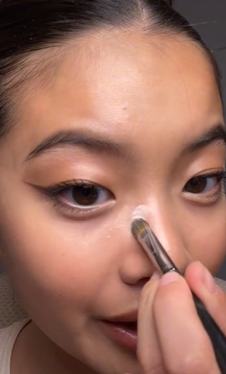Memakai Eyeshadow Primer