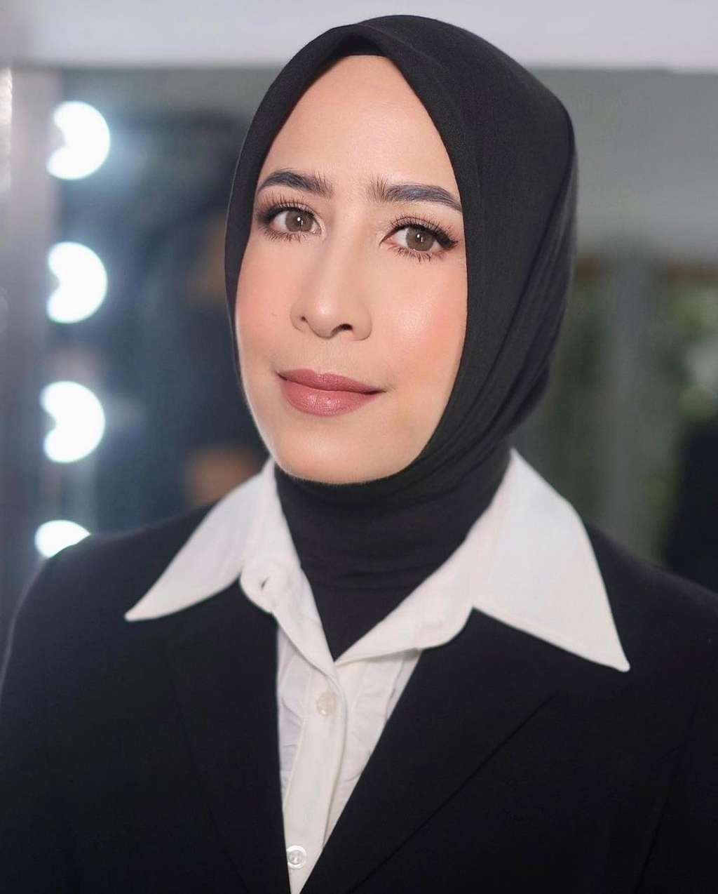 Sandrina Malakiano Mantan Istri Rico Ceper