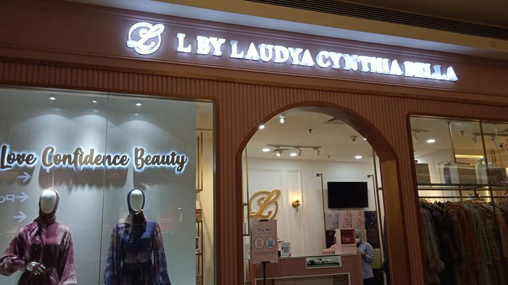 l by laudya cynthia bella