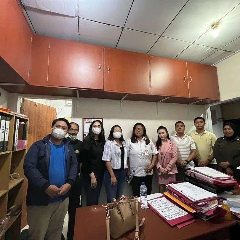 Viral Sopir Taksi Lecehkan Penumpang Wanita di Manado, Berujung Nangis Saat Ditangkap