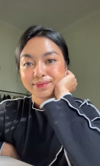Memakai Makeup dengan Teknik CSM