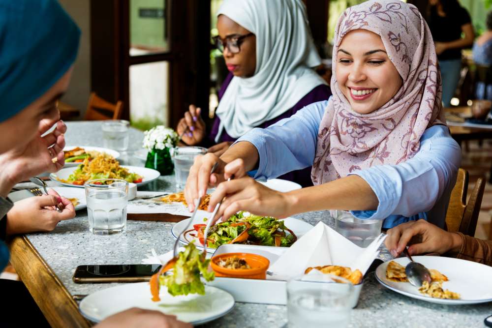 Makan di Restoran