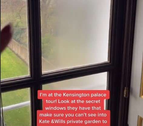Jendela ke istana Kensington