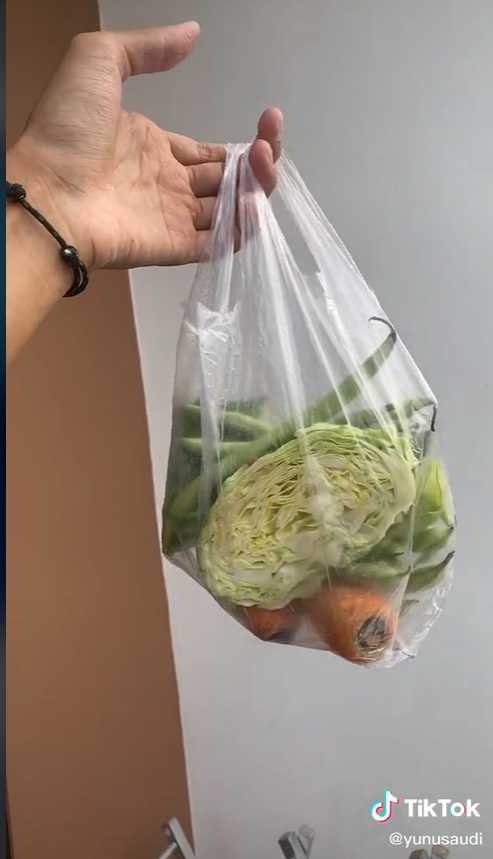Anak Kos Ini Buktikan Modal Rp3.000 Bisa Buat Makan 2 Hari
