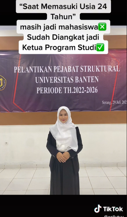 Keren! Wanita Ini Jadi Kaprodi di Usia 24 Tahun